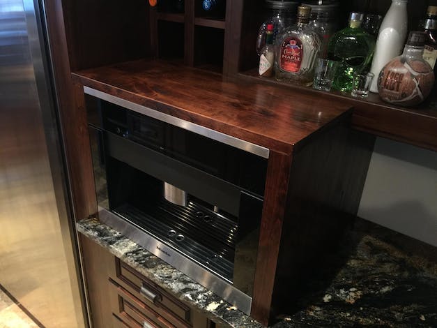 Knotty Alder Wide Plank (Face Grain) Countertop